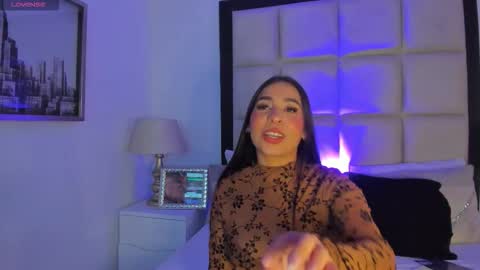 Snapshot of sussyfoxx_ chatting on 03/29/26, 03:06 sussyfoxx_ online show from 03/29/26, 03:06