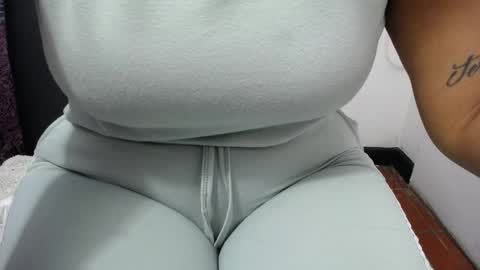 Snapshot of susy_perverttt chatting on 04/20/26, 01:58 susy_perverttt online show from 04/20/26, 01:58