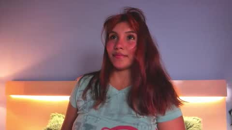 Susy Gonzalez online show from 10/21/25, 05:08