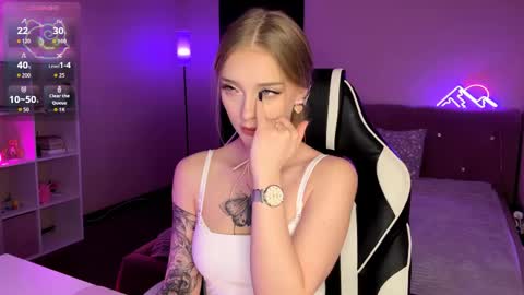 Snapshot of susyschuerholz chatting on 04/21/26, 01:17 Jessica online show from 04/21/26, 01:17