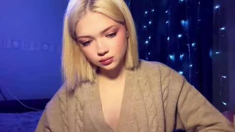 Snapshot of suzannabarmes chatting on 03/17/26, 11:08 Stacy online show from 03/17/26, 11:08