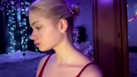 Snapshot of suzannabarmes chatting on 05/05/26, 11:02 Stacy online show from 05/05/26, 11:02