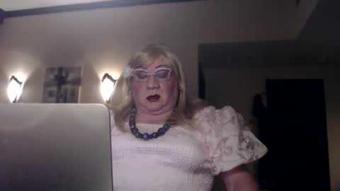 My name is Sissy or more fully Suzanna Aprilia Maria Mariquita Catarina Chinita Banci. Soy una puta - que chimba ladybug online show from 02/14/25, 05:14