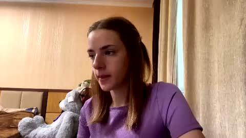 Snapshot of suzannetigerino chatting on 07/15/26, 07:35 Emila online show from 07/15/26, 07:35