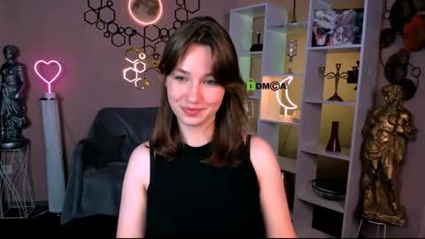 Snapshot of suzi_love chatting on 10/17/25, 07:16 suzi_love online show from 10/17/25, 07:16