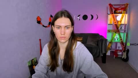 Snapshot of suzi_love chatting on 10/25/25, 08:22 suzi_love online show from 10/25/25, 08:22