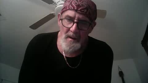 Snapshot of suzuki1250 chatting on 12/06/24, 07:54 suzuki1250 online show from 12/06/24, 07:54