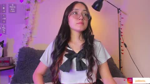 Snapshot of suzumi_ chatting on 05/14/26, 05:14 Jadde online show from 05/14/26, 05:14