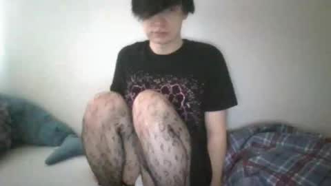 suzuuuuu online show from 12/19/25, 11:17