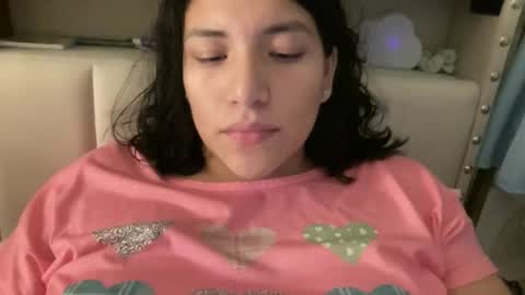 Suzy online show from 11/17/25, 04:07