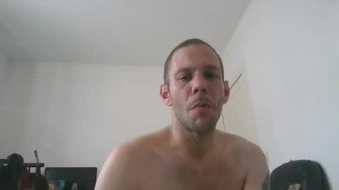 svandewalle111 online show from 04/14/26, 09:04