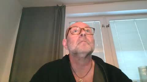 svenskdaddy online show from 12/23/24, 08:11