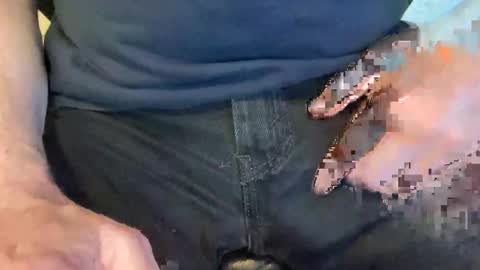 Snapshot of svscruz831 chatting on 01/17/25, 07:27 VersDad55 online show from 01/17/25, 07:27