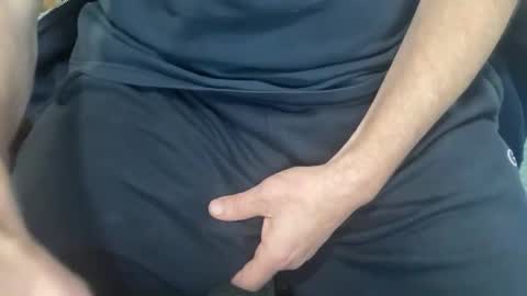 Snapshot of svscruz831 chatting on 12/19/25, 04:47 VersDad55 online show from 12/19/25, 04:47