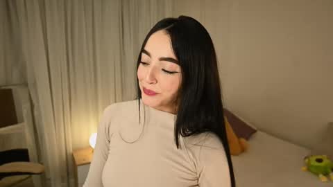 Snapshot of sw_sofi chatting on 03/09/25, 01:56 Sofis schedule 10pm until 4am GMT-5 online show from 03/09/25, 01:56