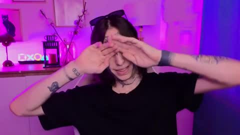 Snapshot of swagamee chatting on 04/22/26, 03:57 Eric online show from 04/22/26, 03:57