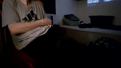 Snapshot of swe9090 chatting on 11/01/25, 12:34 swe9090 online show from 11/01/25, 12:34