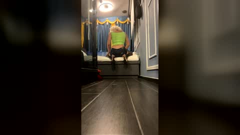 Johnny Cum Lover online show from 06/06/26, 02:16