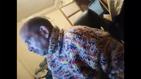 sweaterboy666 online show from 09/17/25, 01:51