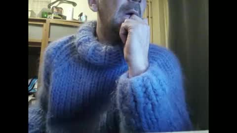 sweaterboy666 online show from 12/17/25, 03:12