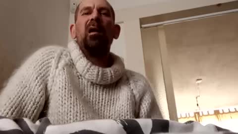 sweaterboy666 online show from 03/17/26, 09:45