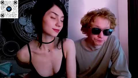 sweaties3 online show from 11/18/25, 04:22