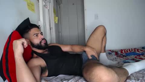 Snapshot of sweatyhairypig1 chatting on 12/21/24, 12:31 joel bliss online show from 12/21/24, 12:31