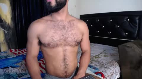 Snapshot of sweatyhairypig1 chatting on 01/08/25, 10:06 joel bliss online show from 01/08/25, 10:06