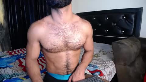 Snapshot of sweatyhairypig1 chatting on 01/10/25, 01:21 joel bliss online show from 01/10/25, 01:21