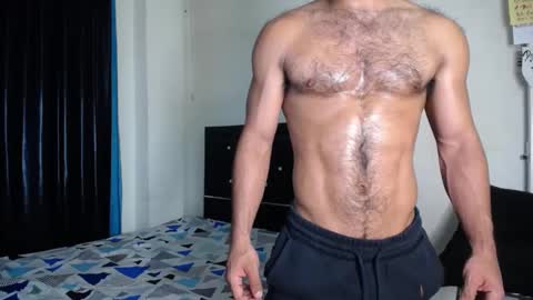 Snapshot of sweatyhairypig1 chatting on 01/17/25, 10:56 joel bliss online show from 01/17/25, 10:56