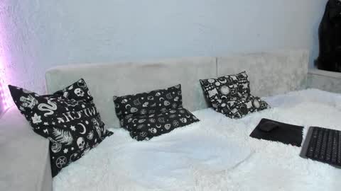 Snapshot of sweeeet_poison chatting on 01/31/25, 04:58 Luna Ootsutsuki online show from 01/31/25, 04:58