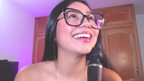 Snapshot of sweeet_amy chatting on 01/14/25, 01:15 Amy  IG sweeet amy0 online show from 01/14/25, 01:15