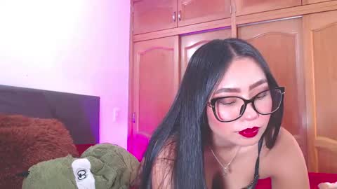 Snapshot of sweeet_amy chatting on 01/28/25, 07:42 Amy  IG sweeet amy0 online show from 01/28/25, 07:42