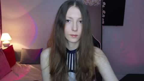 Snapshot of sweeet_lilit chatting on 02/17/25, 01:15 SwitLilit online show from 02/17/25, 01:15