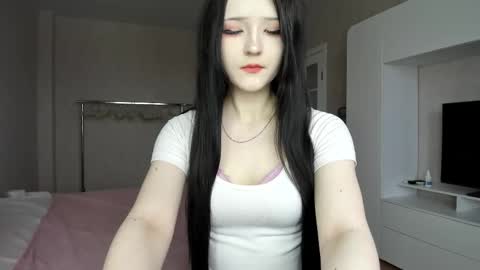 sweeety_peach online show from 03/10/26, 09:03