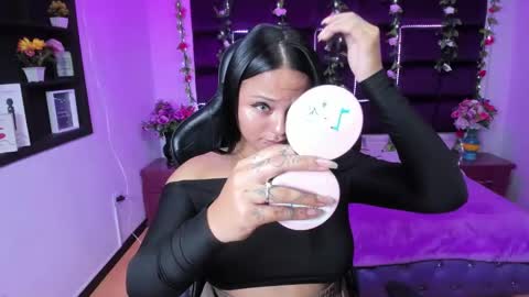 Snapshot of sweelanna chatting on 12/27/24, 02:25 sweet ana online show from 12/27/24, 02:25