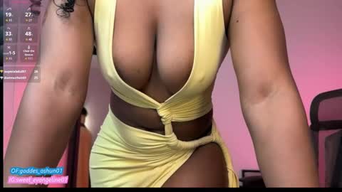 Snapshot of sweer_oshun chatting on 10/22/25, 03:23 Evangeline online show from 10/22/25, 03:23