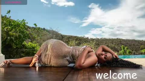 Snapshot of sweer_oshun chatting on 04/11/26, 04:44 Evangeline online show from 04/11/26, 04:44