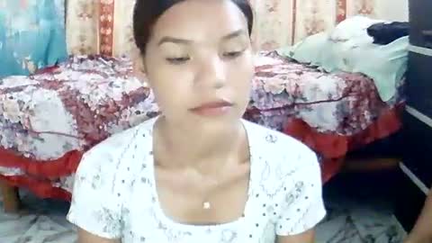Snapshot of sweet01pinay chatting on 05/03/26, 07:25 sweet01pinay online show from 05/03/26, 07:25