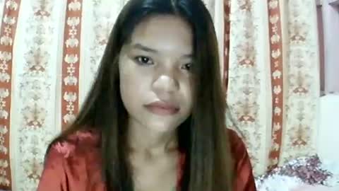Snapshot of sweet01pinay chatting on 05/04/26, 07:43 sweet01pinay online show from 05/04/26, 07:43