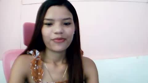 Snapshot of sweet01pinay chatting on 06/15/26, 03:42 sweet01pinay online show from 06/15/26, 03:42