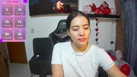 Snapshot of sweet10salome chatting on 09/22/25, 09:28 sweet10salome online show from 09/22/25, 09:28