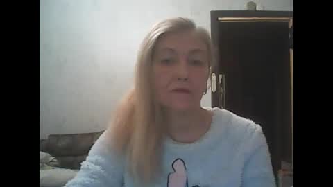 sweet4blonde609 online show from 02/17/25, 07:04
