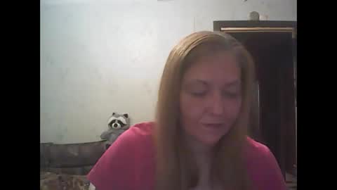 Snapshot of sweet4blonde67 chatting on 11/20/25, 11:43 sweet4blonde67 online show from 11/20/25, 11:43