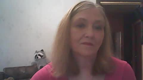 Snapshot of sweet4blonde67 chatting on 06/25/26, 02:32 sweet4blonde67 online show from 06/25/26, 02:32