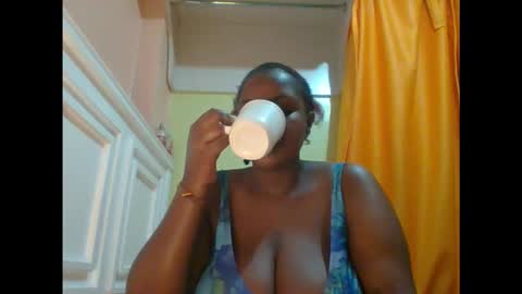 Snapshot of sweet52537 chatting on 10/31/25, 11:06 sweet52537 online show from 10/31/25, 11:06