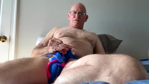 Snapshot of sweet6161 chatting on 03/18/26, 07:17 Zeppelin man online show from 03/18/26, 07:17