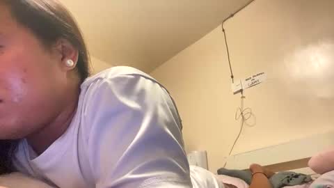 Snapshot of sweet7061 chatting on 11/11/25, 11:10 sweet7061 online show from 11/11/25, 11:10