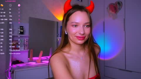 Snapshot of sweet__kitty__11 chatting on 04/18/26, 07:58 kitty online show from 04/18/26, 07:58