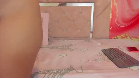 Snapshot of sweet__luna__ chatting on 03/30/26, 11:00 sweet__luna__ online show from 03/30/26, 11:00